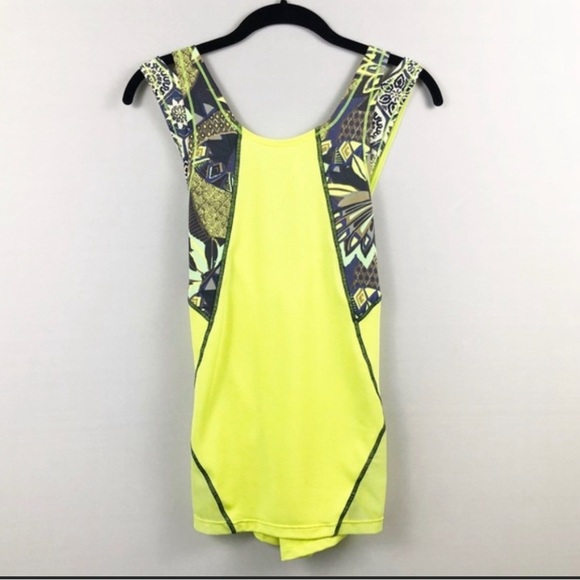 Maaji Kuhumba Peak Criss Cross Back Tank Top - Picture 5 of 6